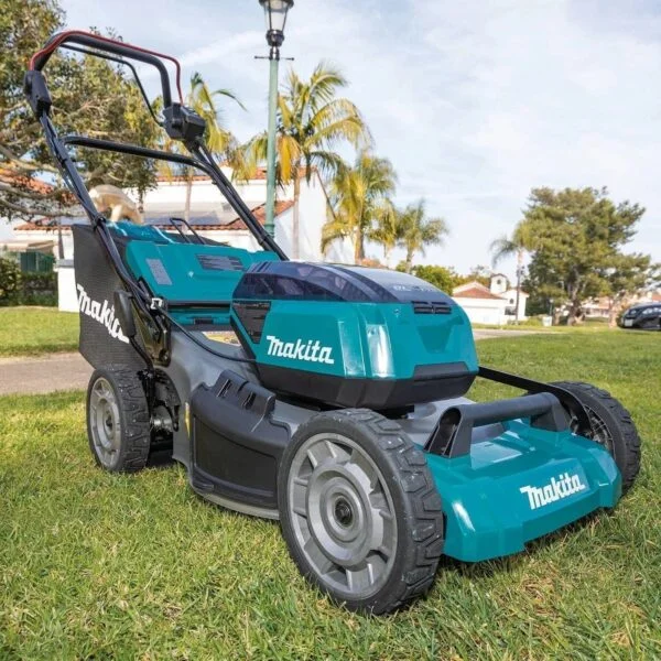 21 in. 18-Volt X2 (36-Volt) LXT Lithium-Ion Cordless Walk Behind Self Propelled Lawn Mower Kit with 4 Batteries (5.0 Ah) - Image 3