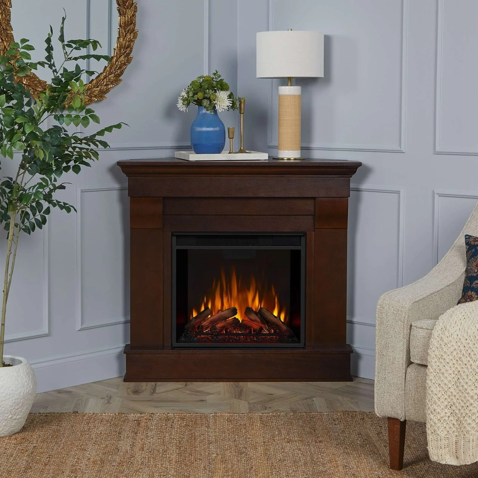 Real Flame Chateau Corner Electrics Fireplace. - Image 7