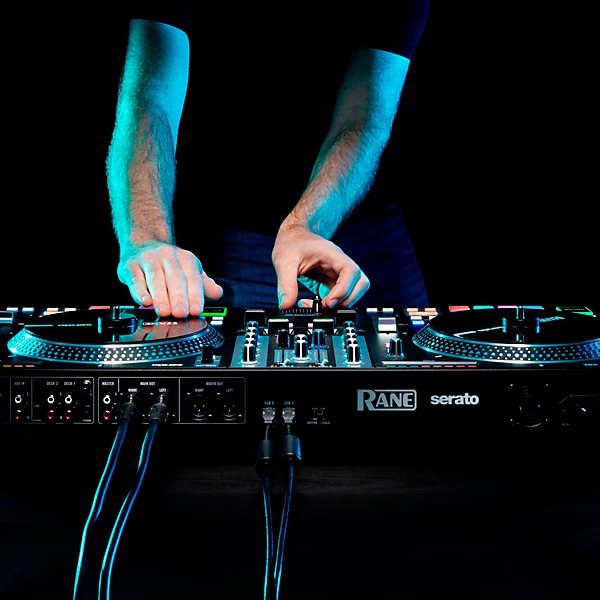 Rane ONE Professional Motorizeds DJ Controllers - Image 3