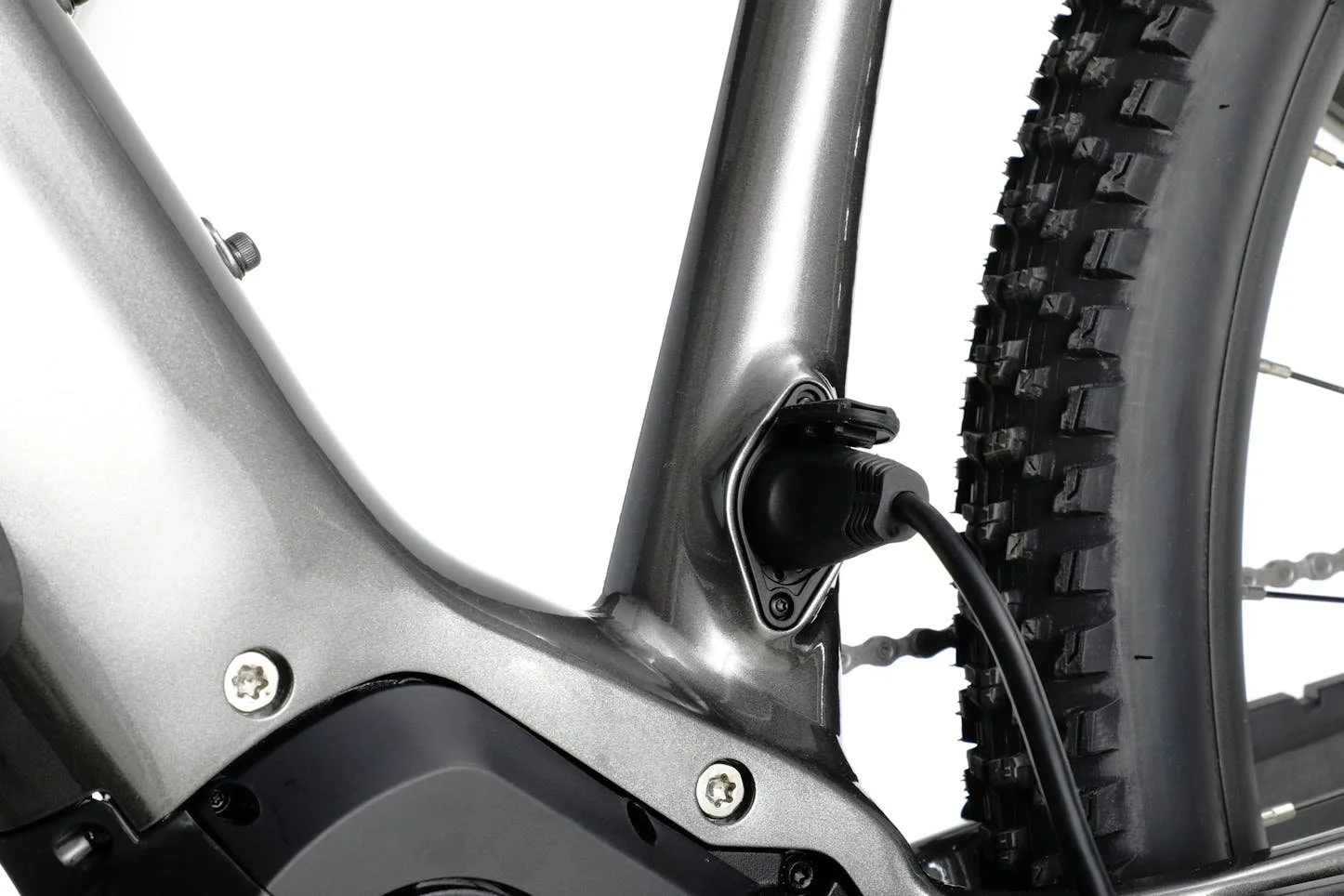 Aventon Ramblas eMTBs. - Image 3