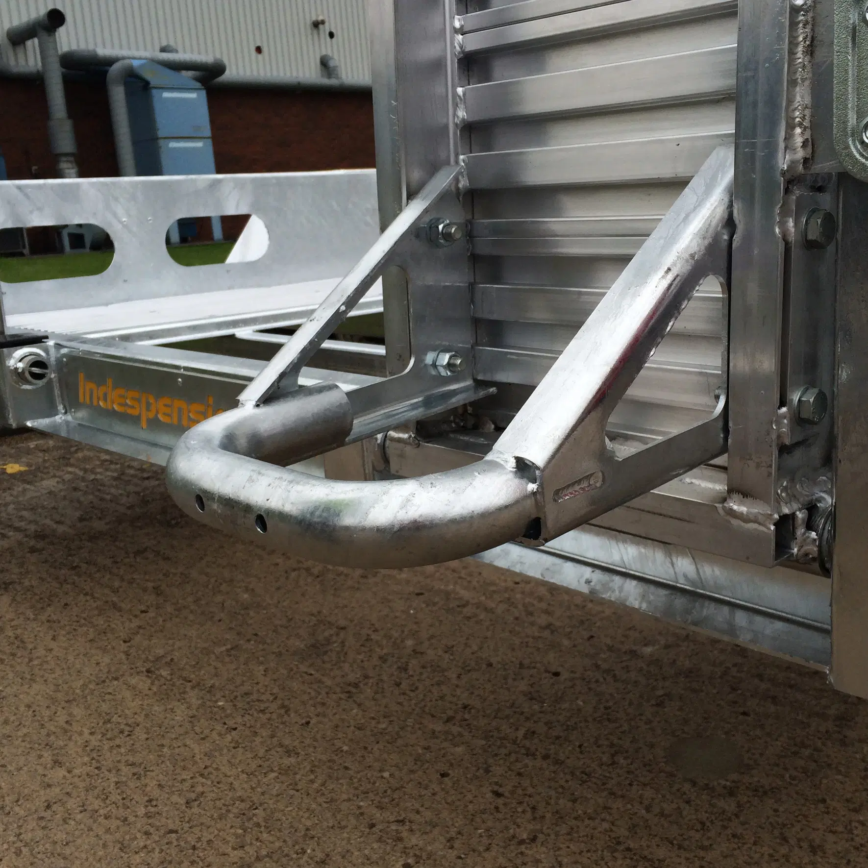 Alumax 10' x 5'7" Plant Trailer - 3500kg - Image 3