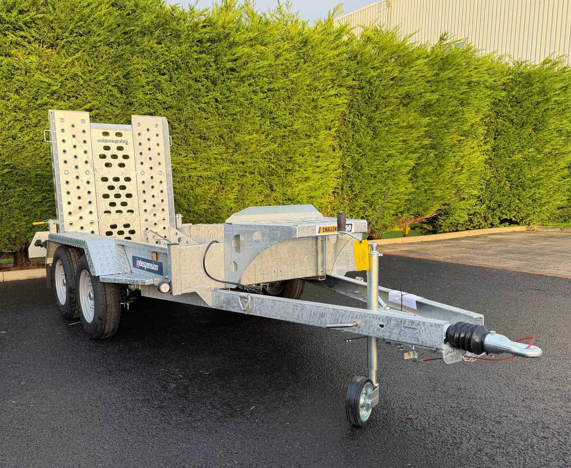 9' x 4' Challenger 50 Beavertail Trailer - 2700kg - Image 4