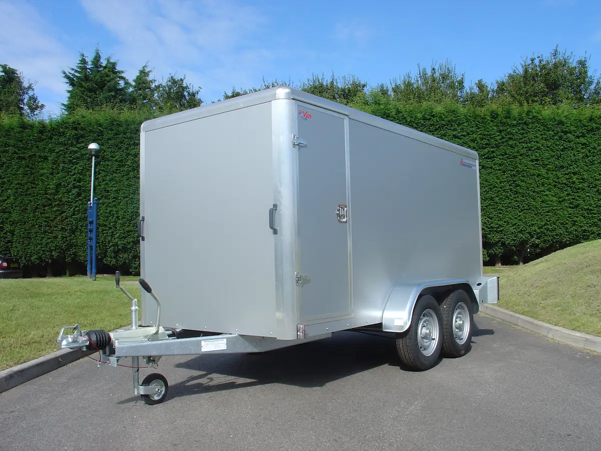 TAV5 Box Trailer - 2700kg