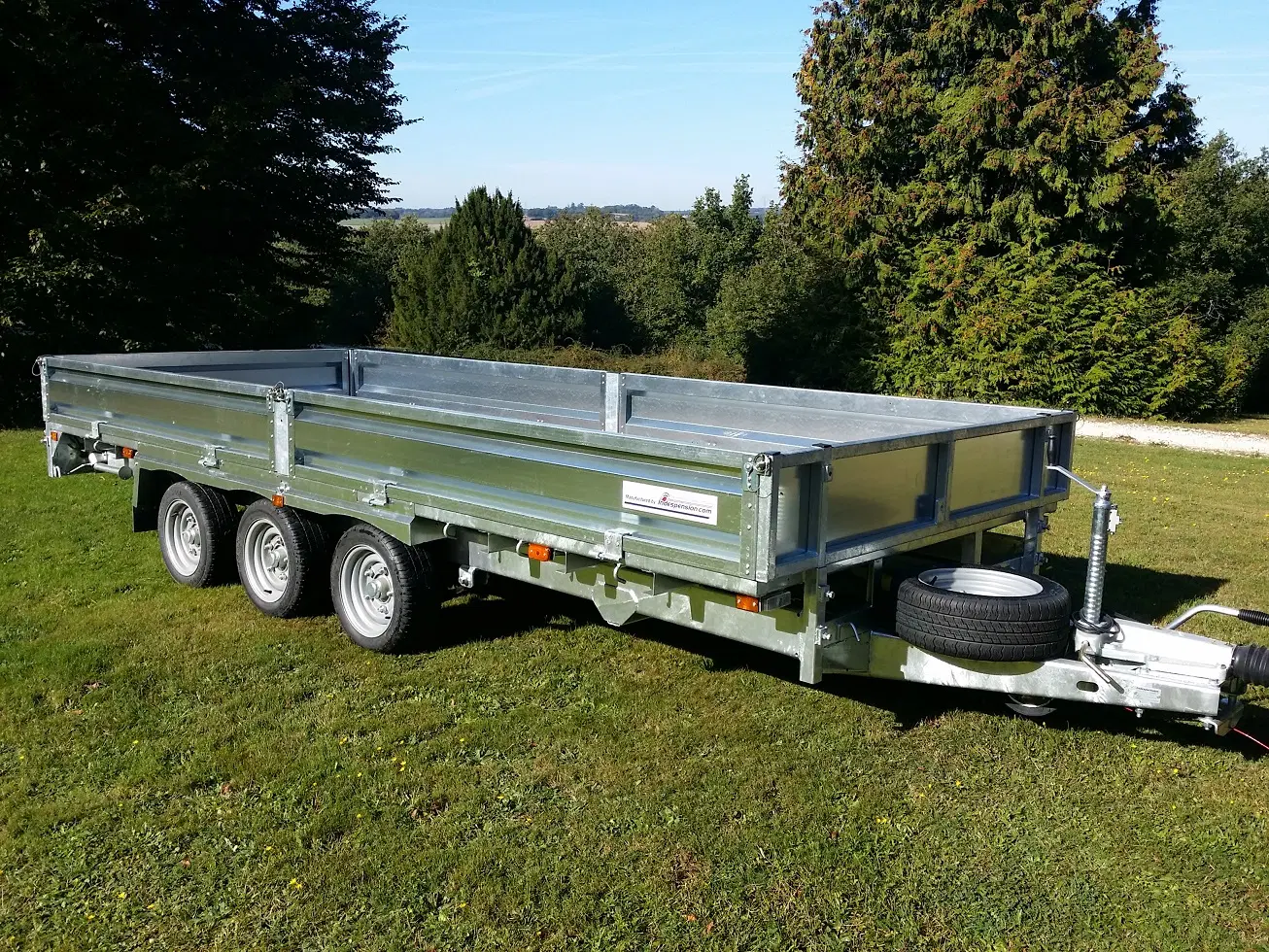 Braked 16' x 6'6" Triple Axle Flatbed Trailer